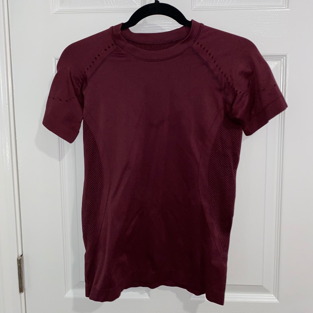 Fitted Athletic Top, fits M/L